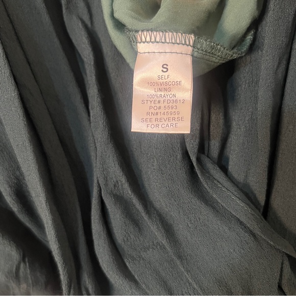 Vici Dress - Picture 10 of 10